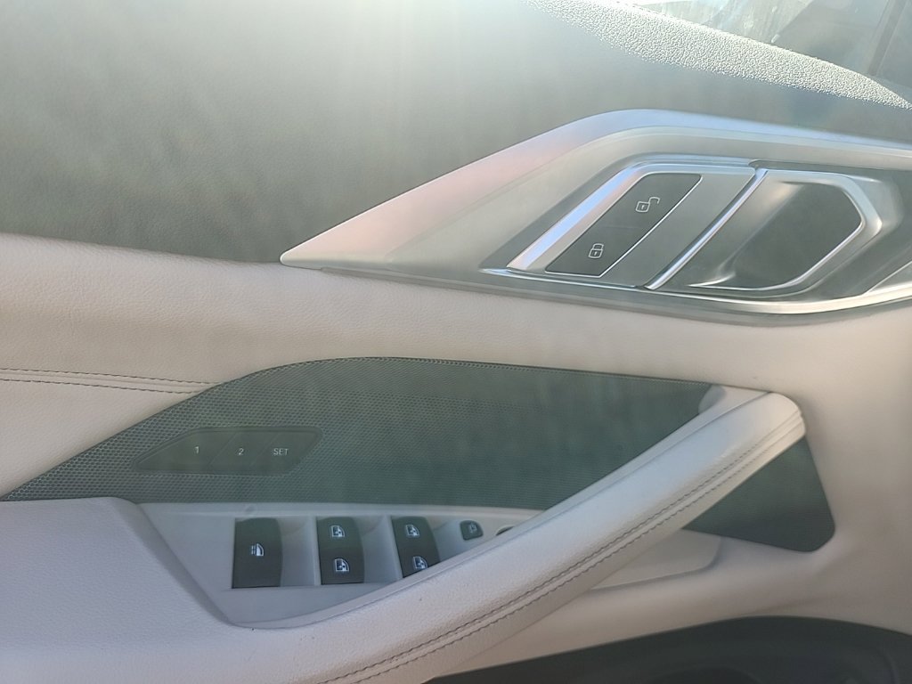 Used 2023 BMW M440i Convertible w/ Premium Package RWD image 24