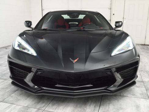 Used 2024 Chevrolet Corvette Stingray Preferred Conv w/ Z51 Performance Package RWD image 3
