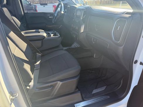 Used 2020 Chevrolet Silverado 1500 LT w/ All-Star Edition image 32