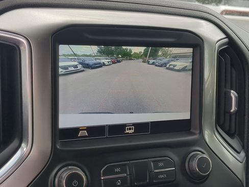 Used 2021 Chevrolet Silverado 1500 LT Trail Boss w/ Convenience Package II image 16