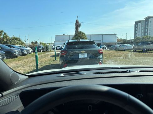 Used 2025 Buick Envista Sport Touring image 34