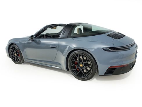 Used 2024 Porsche 911 Targa 4 GTS image 14