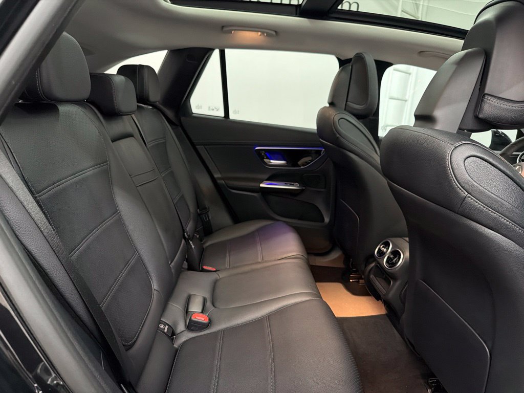 Certified 2024 Mercedes-Benz GLC 300 image 27