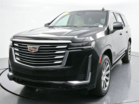 Used 2021 Cadillac Escalade Premium Luxury Platinum w/ Heavy-Duty Trailer Package image 3