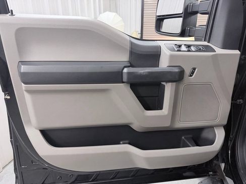 Used 2022 Ford F250 XL w/ STX Appearance Package AWD/4WD image 13