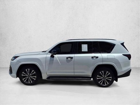 Used 2024 Lexus LX 600 4WD w/ Appearance Package image 9