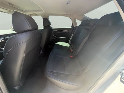 Used 2023 Honda Civic Touring image 15