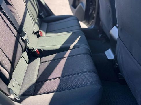 Used 2018 Subaru Impreza 2.0i image 16