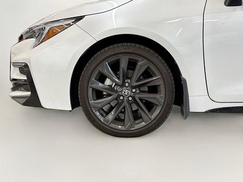Used 2025 Toyota Corolla SE image 22