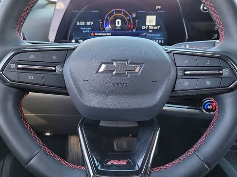 Used 2025 Chevrolet Equinox RS FWD image 24