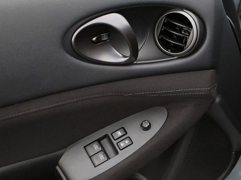 Used 2023 Nissan Z Sport w/ Floor Mat Package image 19