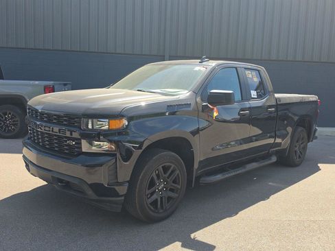 Used 2021 Chevrolet Silverado 1500 Custom w/ Rally Edition AWD/4WD image 7