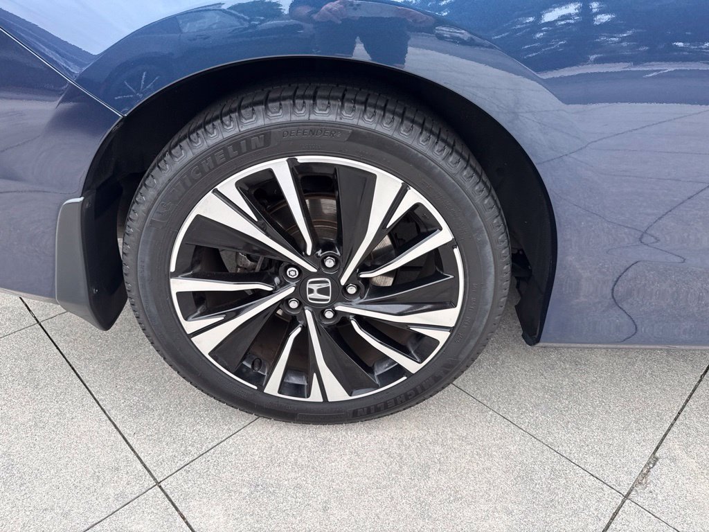 Used 2017 Honda Accord EX-L image 19