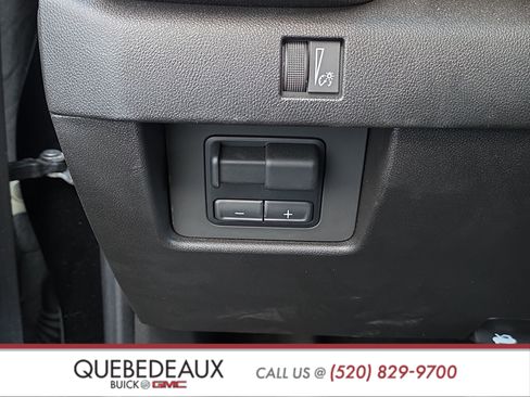 Used 2025 GMC Canyon AT4 w/ AT4 Premium Package image 27