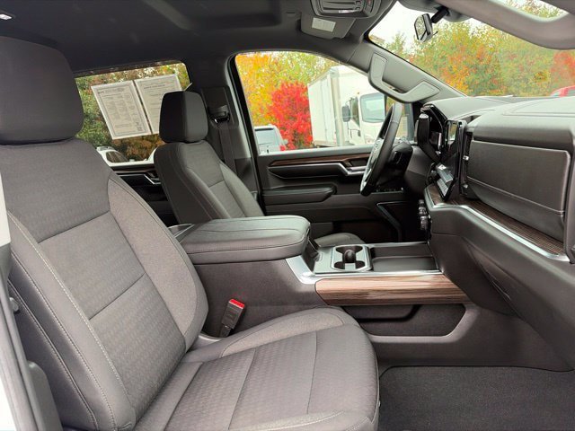 Used 2024 Chevrolet Silverado 3500 LT w/ Convenience Package AWD/4WD image 38