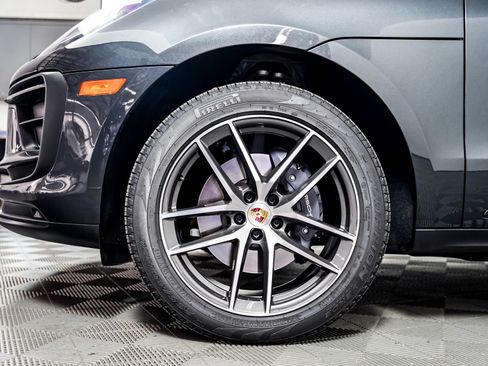 Certified 2026 Porsche Macan AWD/4WD image 14