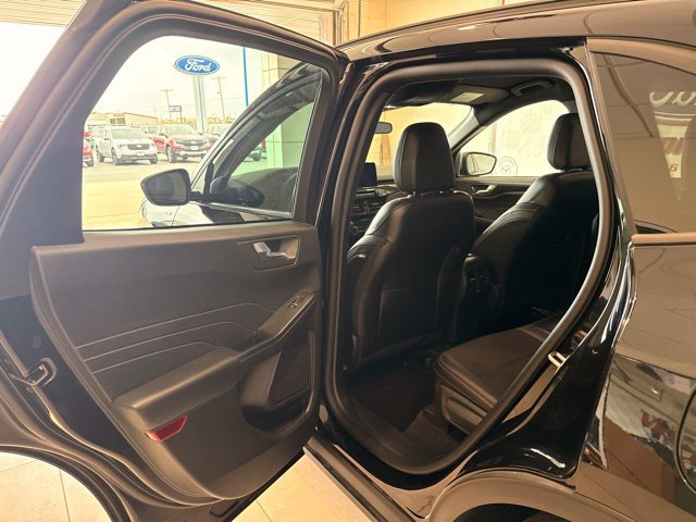 Used 2025 Ford Escape ST-Line FWD image 14