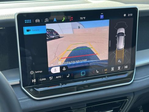 New 2025 Volkswagen Tiguan SE FWD image 22