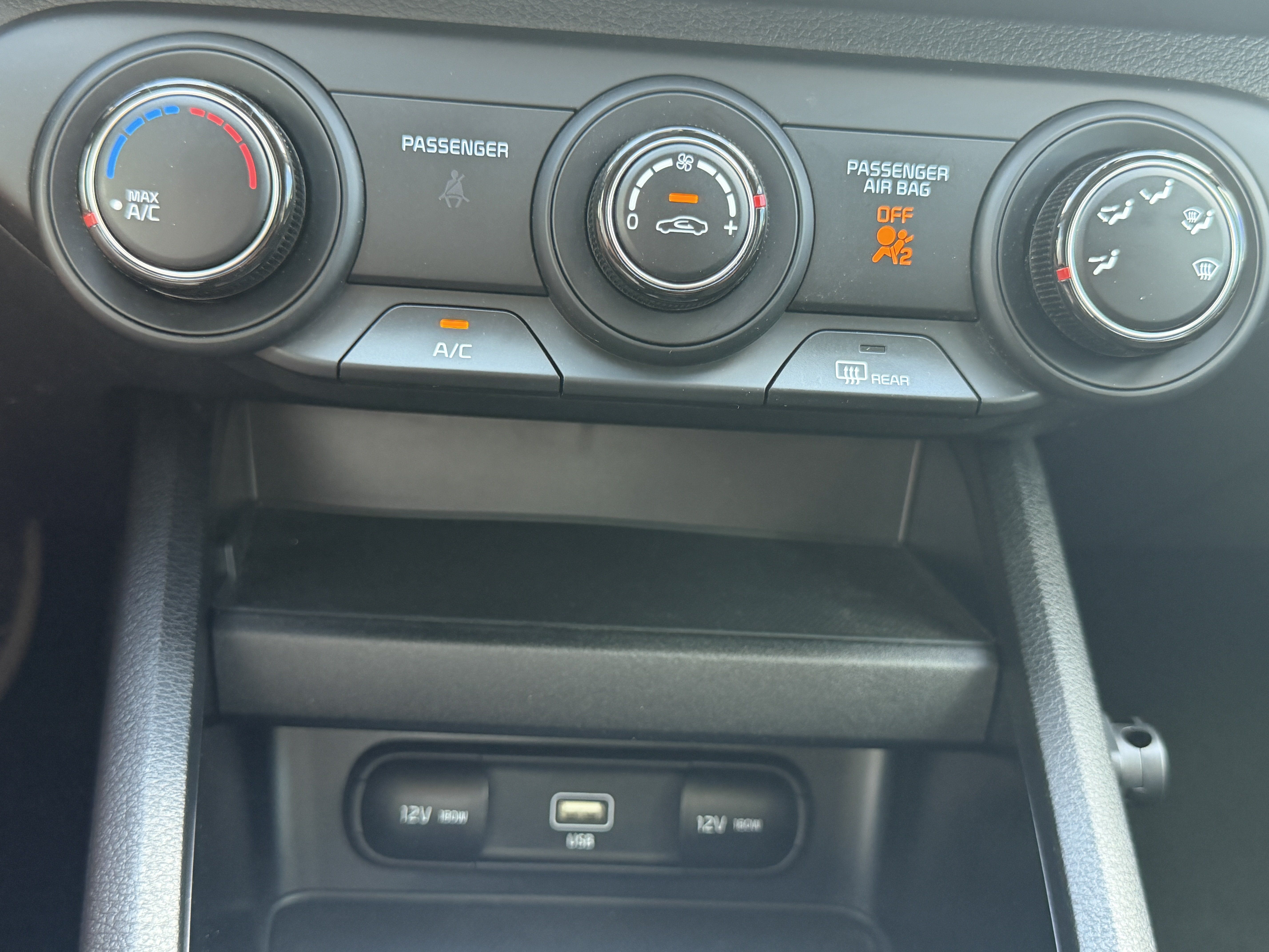 Certified 2023 Kia Forte LXS w/ LXS Technology Package FWD image 24