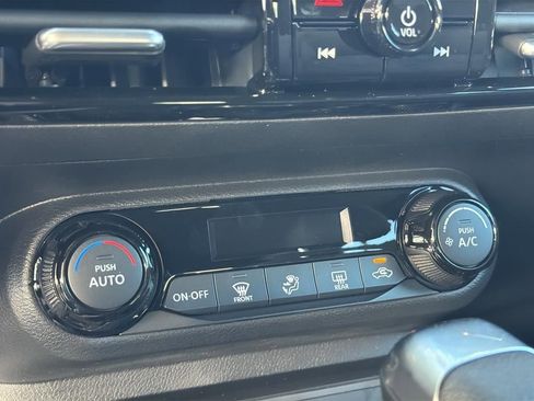 New 2026 Nissan Kicks SV image 26