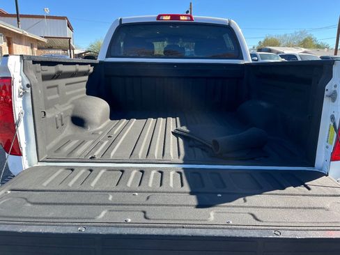 Used 2015 Toyota Tundra SR5 image 31