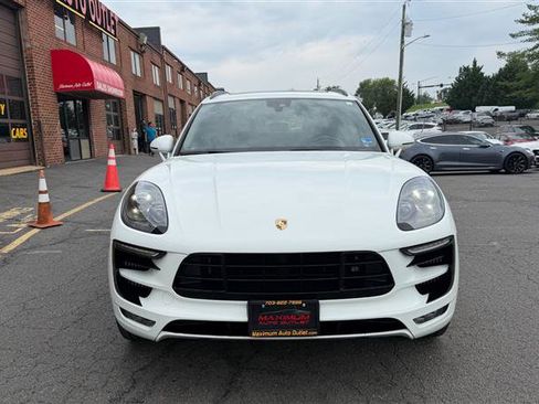 Used 2018 Porsche Macan GTS AWD/4WD image 2