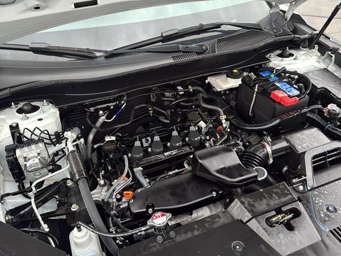 Used 2024 Honda CR-V LX image 40