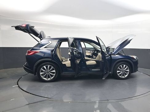 Used 2020 INFINITI QX50 Luxe w/ Navigation Package AWD/4WD image 40