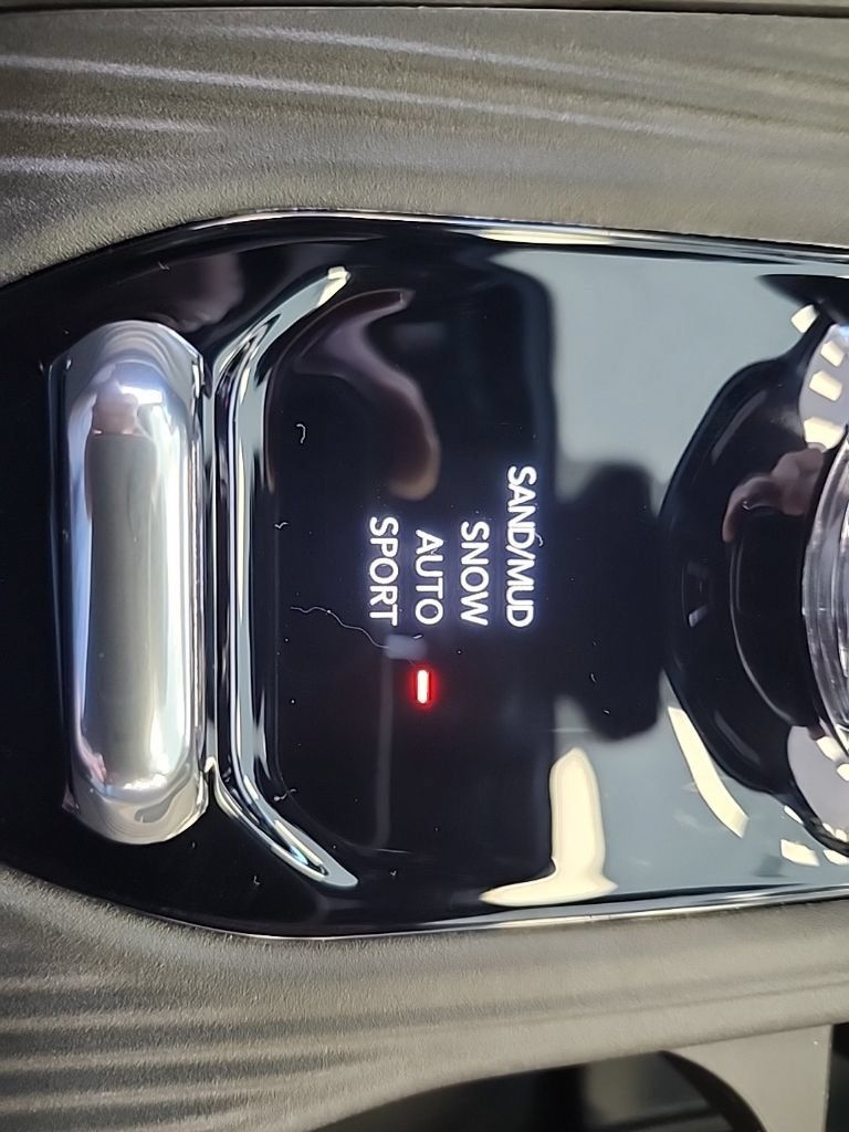 New 2026 Jeep Cherokee Limited AWD/4WD image 5