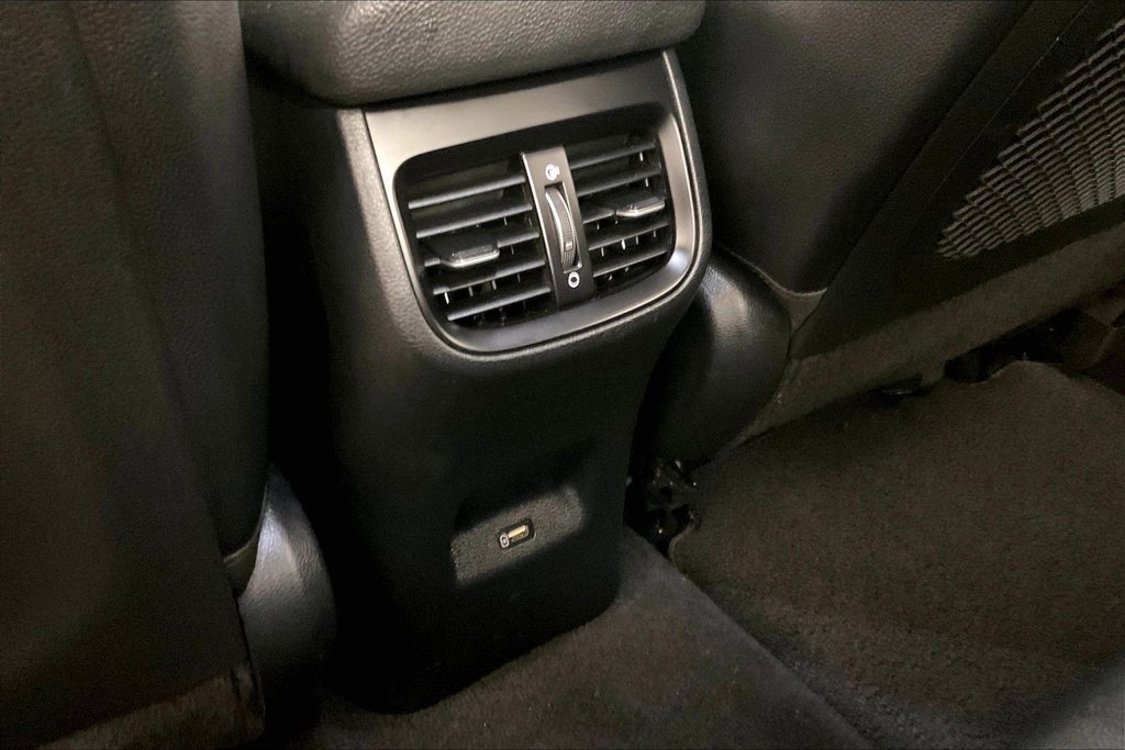 Used 2024 Kia Forte GT-Line w/ GT-Line Premium Package FWD image 9