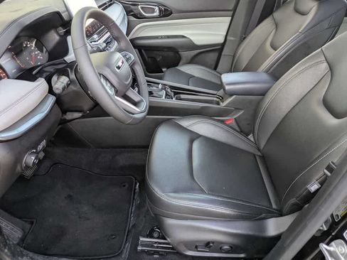 Used 2025 Jeep Compass Limited w/ Sun & Sound Group AWD/4WD image 15
