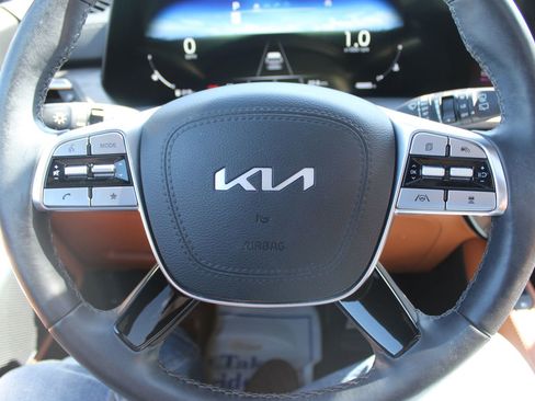 Used 2023 Kia Telluride SX X-Pro AWD/4WD image 32