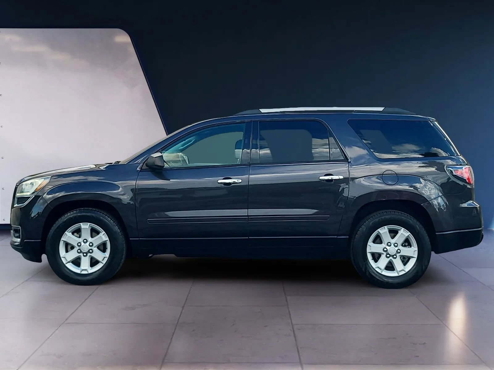 Used 2016 GMC Acadia SLE FWD image 2