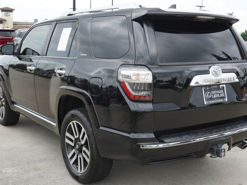 Used 2019 Toyota 4Runner Limited AWD/4WD image 8