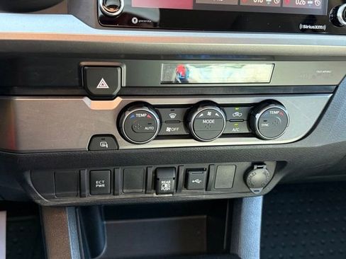 Used 2021 Toyota Tacoma SR5 image 19