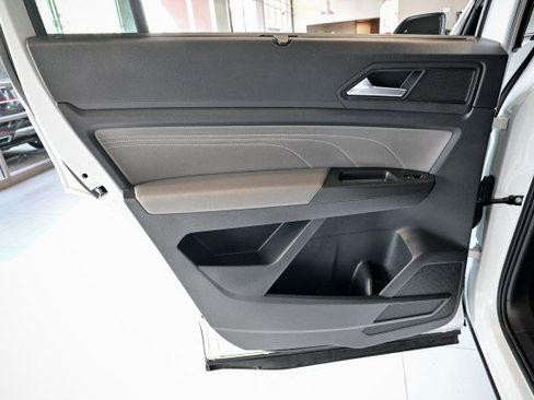 Used 2022 Volkswagen Atlas SE image 21