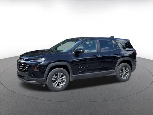 Used 2025 Chevrolet Equinox LT FWD image 7