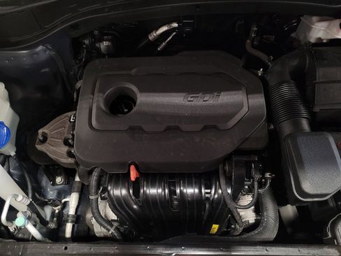 Used 2018 Hyundai Santa Fe Sport FWD image 30