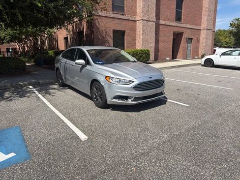 Used 2018 Ford Fusion S w/ Equipment Group 101A FWD image 2