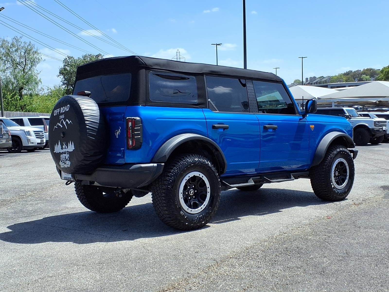 Used 2024 Ford Bronco Badlands w/ Sasquatch Package AWD/4WD image 6