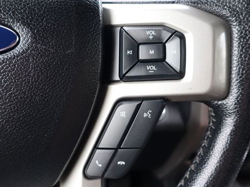 Used 2015 Ford F150 Lariat w/ Equipment Group 502A Luxury AWD/4WD image 30