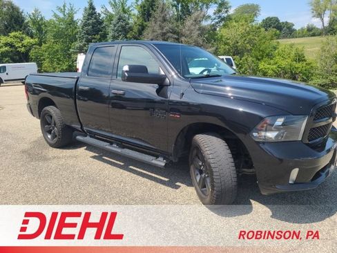 Used 2016 RAM 1500 Express w/ Black Ram 1500 Express Group AWD/4WD image 5