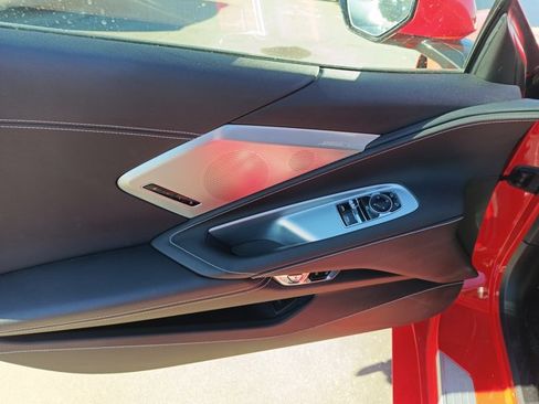 Used 2023 Chevrolet Corvette Stingray Preferred Cpe w/ Z51 Performance Package image 5