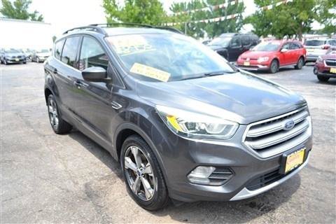 Used 2017 Ford Escape SE w/ SE Leather Comfort Package FWD image 4