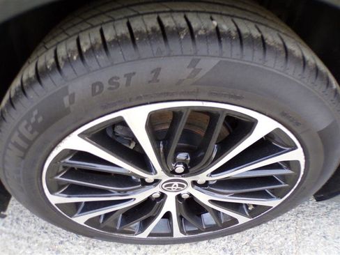 Used 2020 Toyota Camry SE image 45