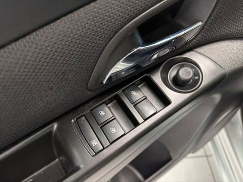 Used 2014 Chevrolet Cruze LT FWD image 13