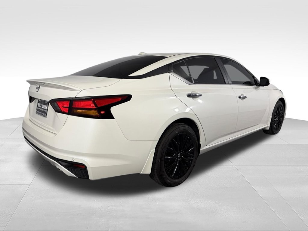 Used 2025 Nissan Altima 2.5 SV w/ SV Special Edition Package FWD image 7