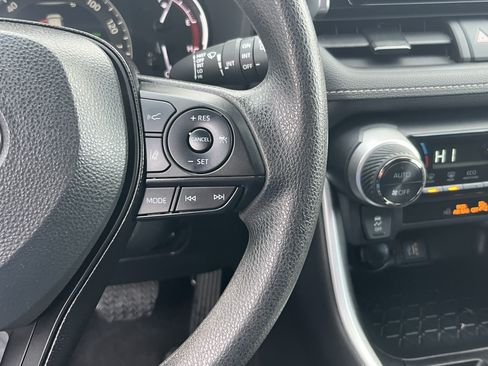 Certified 2024 Toyota RAV4 XLE AWD/4WD image 23