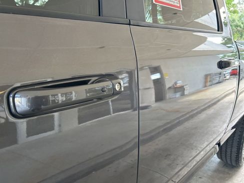 Used 2026 RAM 2500 Laramie AWD/4WD image 20