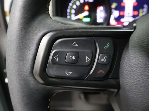 Used 2024 Jeep Wrangler Unlimited w/ Convenience Group image 36